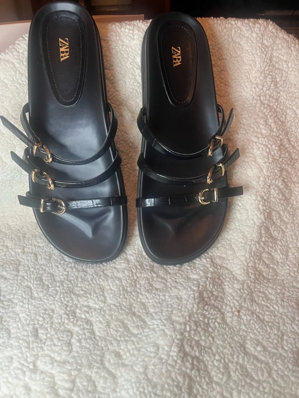 Zara Black Slide Sandals Buckle Strappy Flat Size 39 / US 8 - Picture 2 of 8